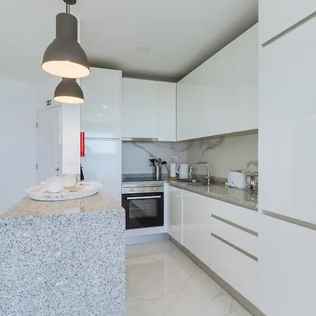 Monique Mit Meerblick Armação de Pêra