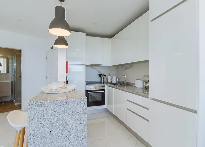 Monique Mit Meerblick Armacao de Pera