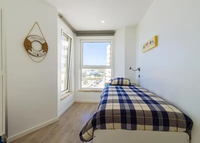 Apartment Monique Mit Meerblick Armacao de Pera