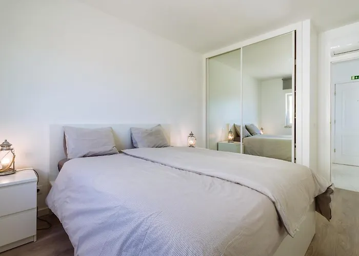 Monique Mit Meerblick Armacao de Pera